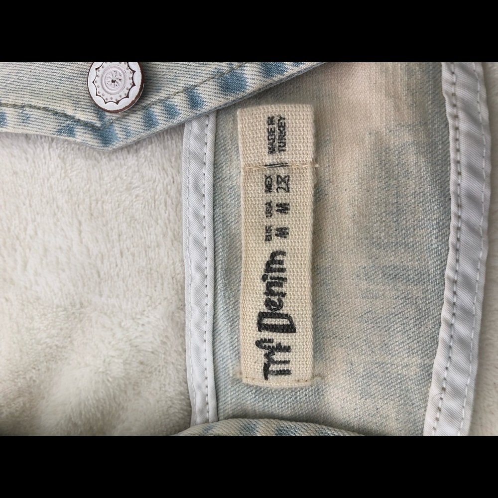 Jean Vest - Picture 6 of 6